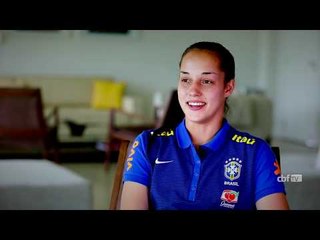 Seleção Feminina Sub-20 Origens: Nicole