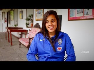 Seleção Feminina Sub-20 Origens: Luana Grabias