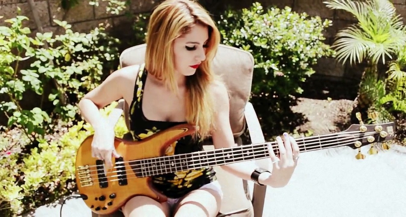 Betraying the Martyrs - Because of You (Bass Cover)