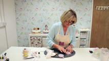 Karen Davies Cake Decorating Moulds / molds - Bride & Groom Cupcakes - free beginners tutorial