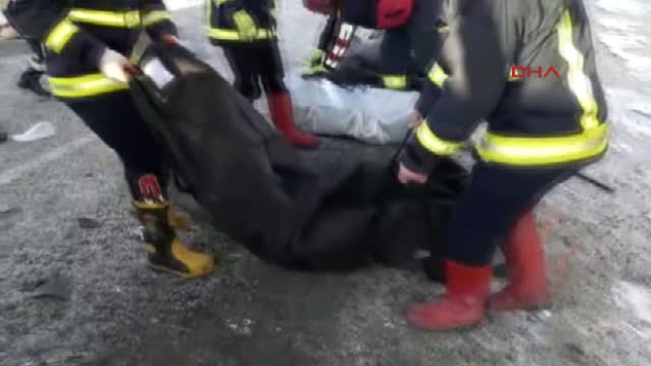 Van Hakkari Karayolunda Kaza: 8 Ölü 2 Yaralı