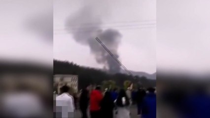 中 군용기 새해 첫 추락...당국, 여론 통제 / YTN