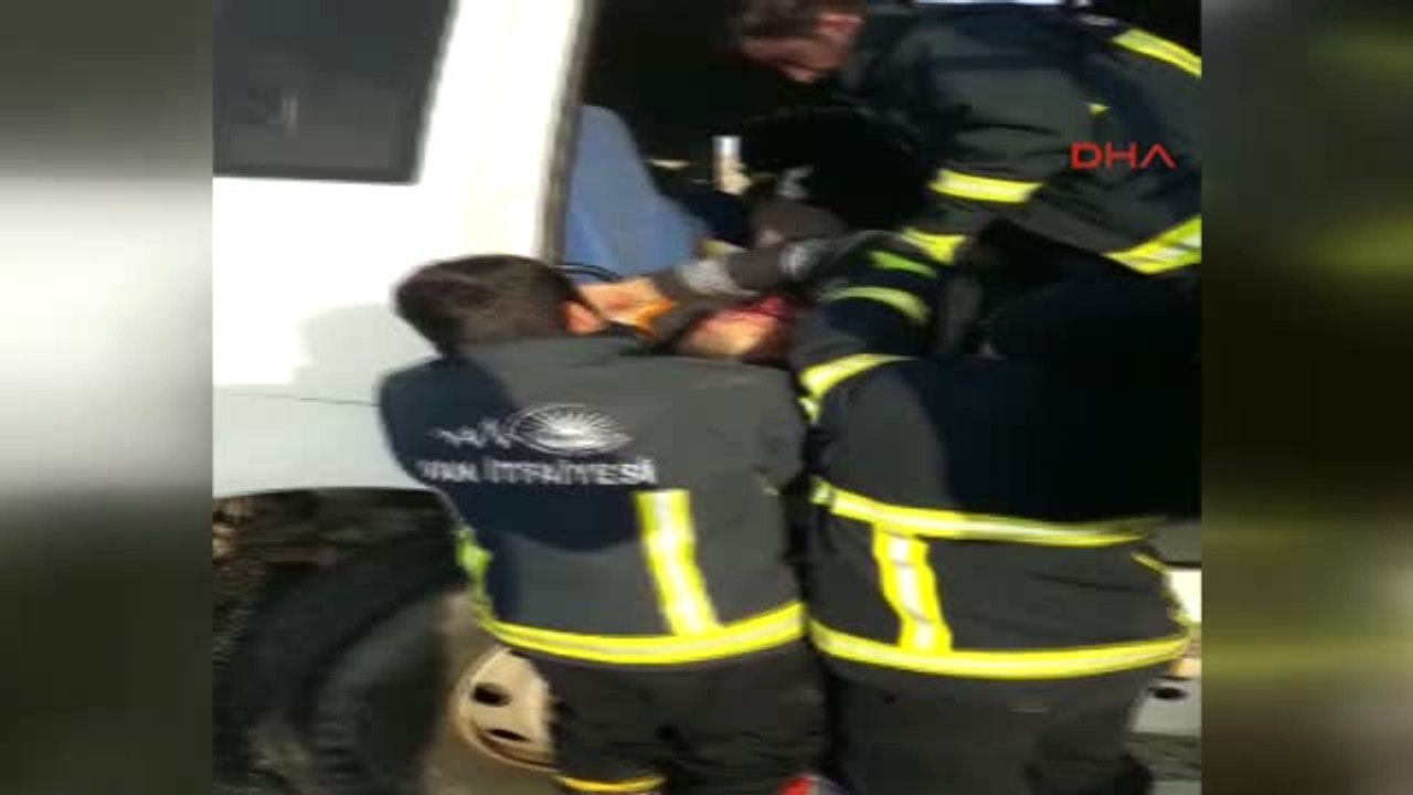 Van Hakkari Karayolunda Kaza 2