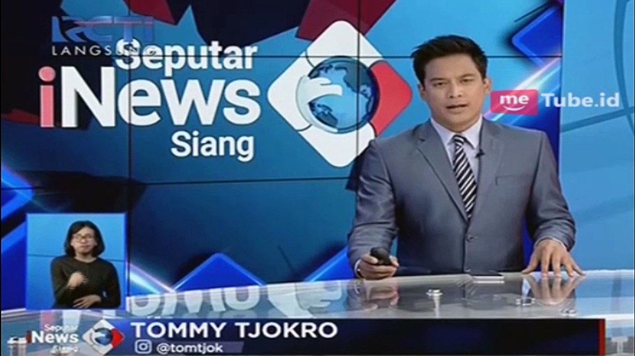 Perahu Nelayan Hancur Diterjang Gelombang Tinggi di Merak