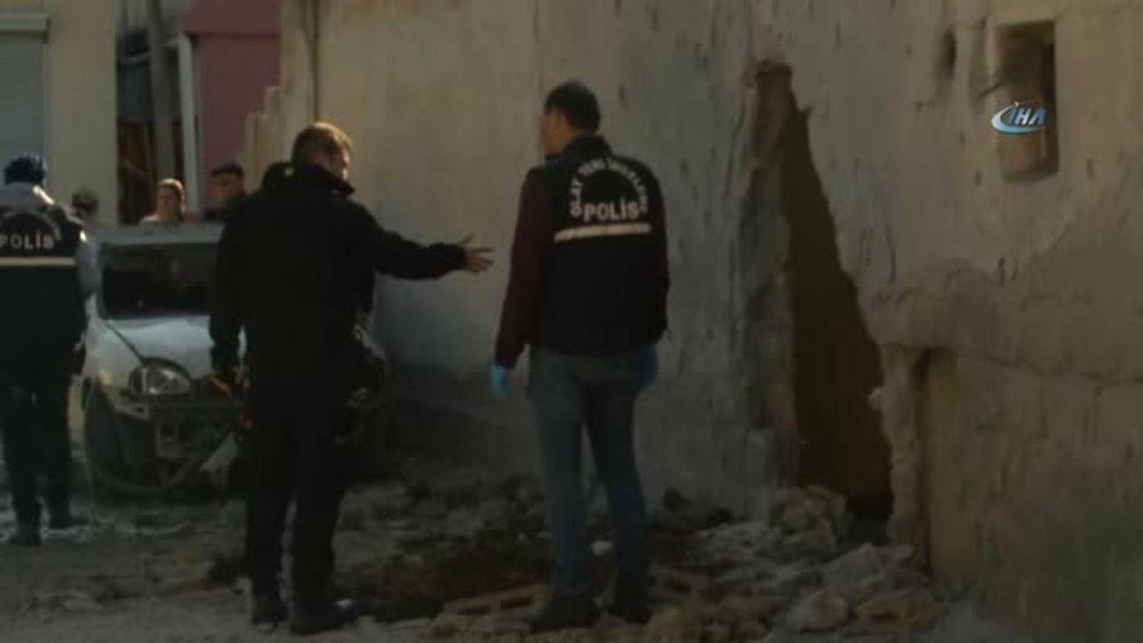 Reyhanlı'ya 2 Roket Düştü