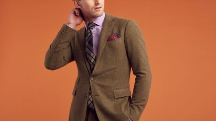 Upgrade Every Suit with This One Pocket Square