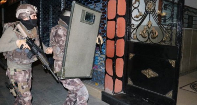 Polisin Bastığı Furkan Vakfında 3 Erkek Öğrenci Cinsel İstismara Uğramış