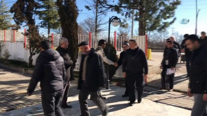 75 yaşındaki Osman amca Afrin'e gitmek için dilekçe verdi