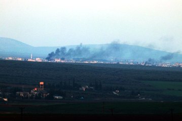 Teröristler İHA'ların Görüntü Almasını Engellemek İçin Lastik Yakıyor