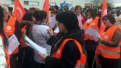 Ehpad, les soignants manifestent à Angoulême