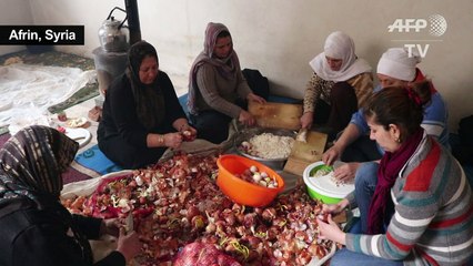 Cooking for the 'resistance': Kurds make meals for the front