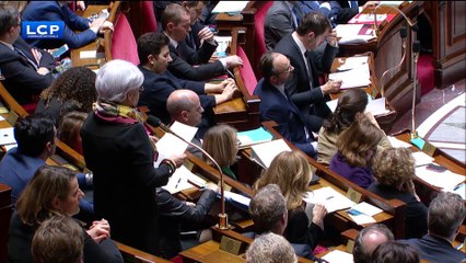 Grève dans les Ehpad : Buzyn sous le feu des questions