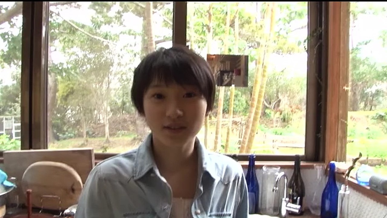 Juice=Juice 宮本佳林 2nd写真集 「Karin sixteen」 メイキングDVD