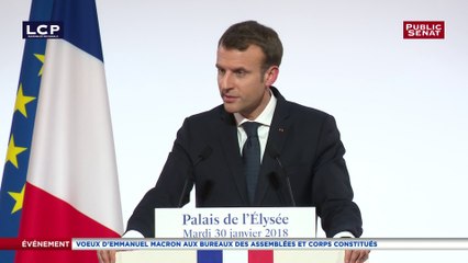 Macron plaide pour une « décentralisation des projets et de l’initiative »