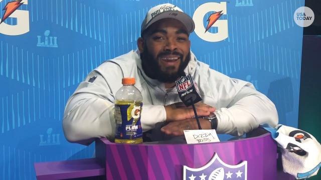 Eagles defensive end Brandon Graham sings team fight song