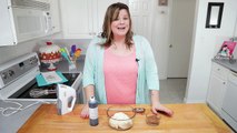 How to Make Black Icing / Black Buttercream Recipe for Cake Decorating: Tutorial from Jenn Johns