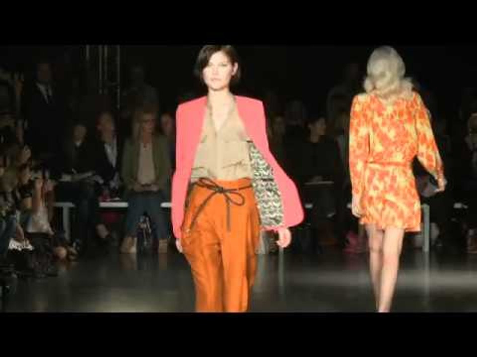 Catwalks, Celebrities, Backstage Beauty at London Fashion Week DAY THREE!| Grazia UK