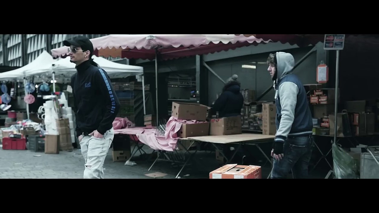 Soolking - Dounia . prod Aribeatz [Clip Officiel]