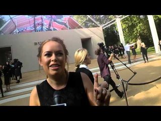 Tanya Burr At Burberry SS15  GOOGLE GLASS| Grazia UK