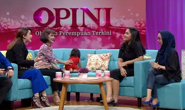 Ibu Rumah Tangga vs Ibu Pekerja - Opini (2)