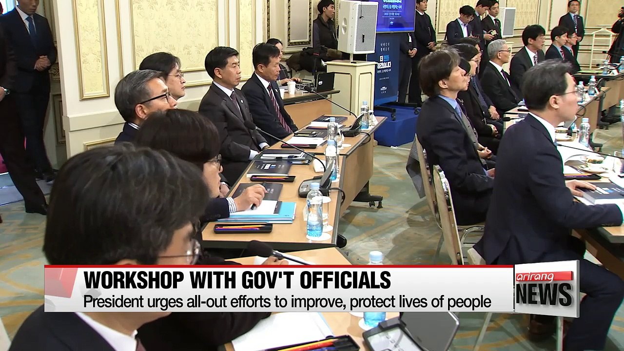 President Moon urges all-out efforts to improve...