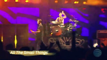 Blink 182 - All The Small Things (Live Las Vegas - Pro Shot HD)