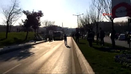 Üsküdar'da Otobüs Kaza Yaptı Ölü ve Yaralılar Var 2