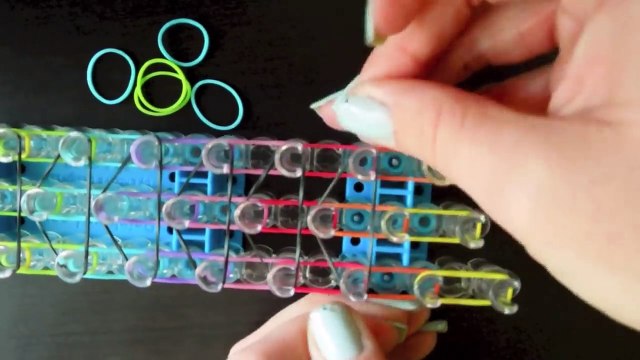 COMO HACER PULSERAS DE LIGAS TRIPLE SINGLE