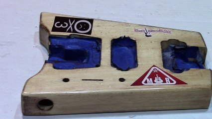 BUILDING AND UPGRADING A SOLO HEADLESS GUITAR KIT-VERY CHALLENGING