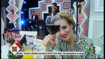 Simona Dinescu - Esti falos si-ti pare bine (Seara buna, dragi romani! - ETNO TV - 06.12.2017)