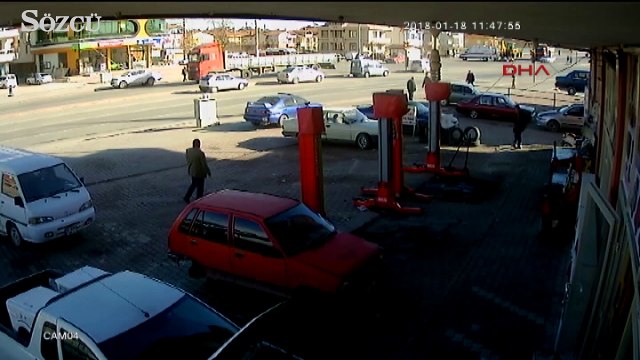 Kadına çarptı ardına bile bakmadan kaçtı