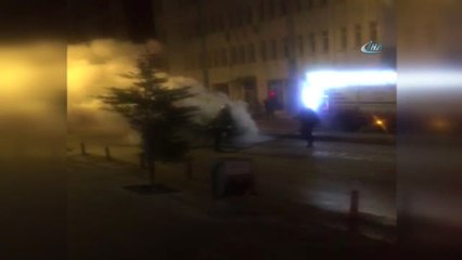 Yeni Aldığı Otomobili Test Ederken Alev Aldı