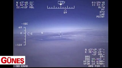 Rusya Hava Kuvvetleri´ne ait bir uçağın geçtiğimiz günlerde Karadeniz üzerinde önleme yaptığı ABD jetine ait görüntüler yayınlandı.