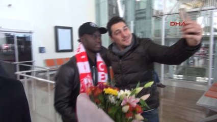 Demir Grup Sivasspor'un Yeni Transferi Henri Saivet Sivas'a Geldi