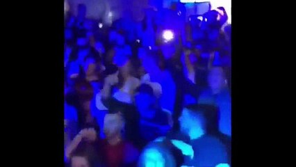 Alonzo met le feu en SHOWCASE
