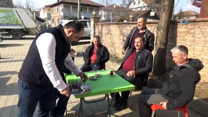 Kahvehanenin 1 günlük çay paralarını Afrin’e bağışladı