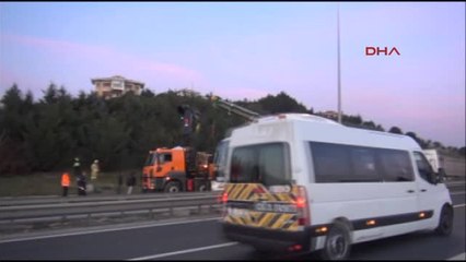 Tem'de Kaza Trafiği Durdurdu