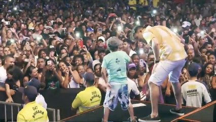 TAYRONE E JOTINHA NO BAILE DA SANTINHA 2018