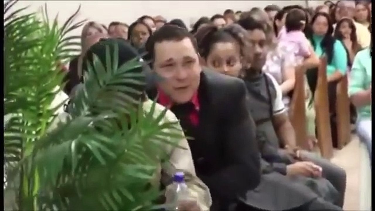 Homeless Man Go and a Church & Steal The Show!