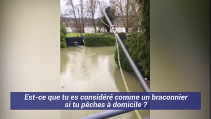 En Normandie, la crue permet de pêcher depuis son balcon