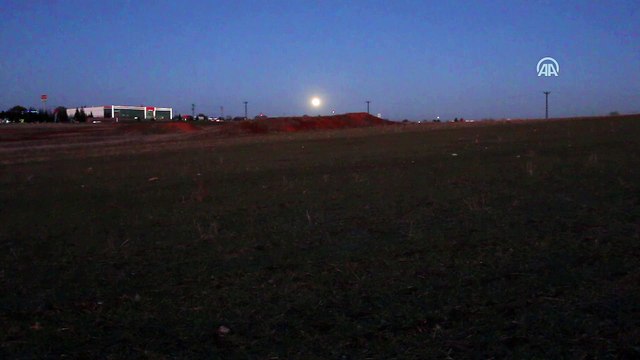 Uşak'ta ’Süper Kanlı Mavi Ay’ tutulması