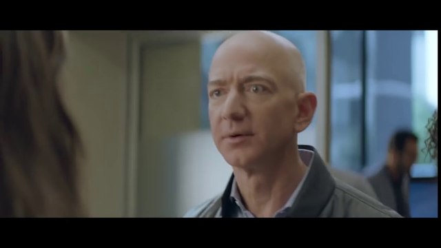 L'assistante Alexa d'Amazon perd sa voix dans la publicité du Super Bowl 2018 52 LII !!