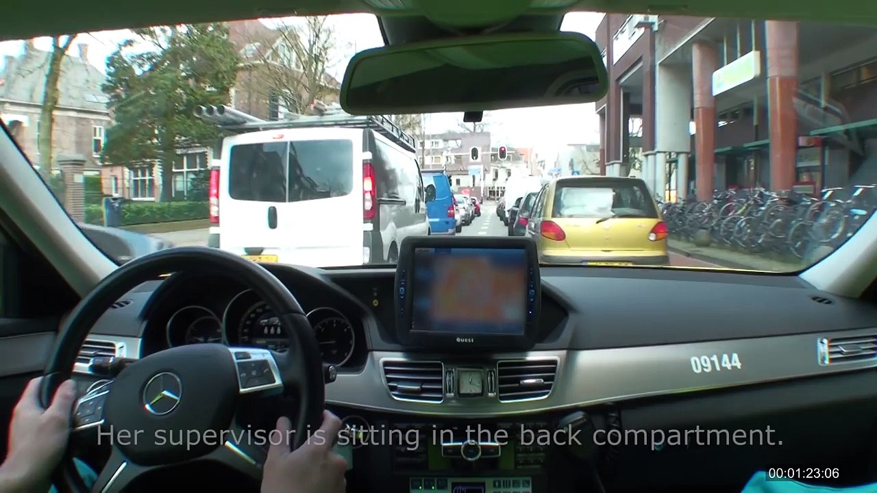 Ambulance POV: Mercedes E class ambulance. Patient with chest pain in Bunschoten.