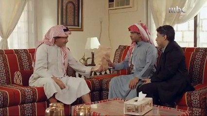 حمد يعطي فلوس لمساعد ويحاول تأليبه على والده بمشاركة عزمي #سيلفي #سيلفي_وقطر