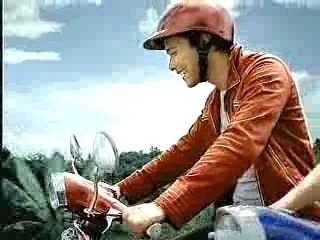 Enchong Dee Shines in New Closeup Commercial 🌟