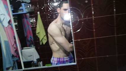 Show,abdominals,deltoides