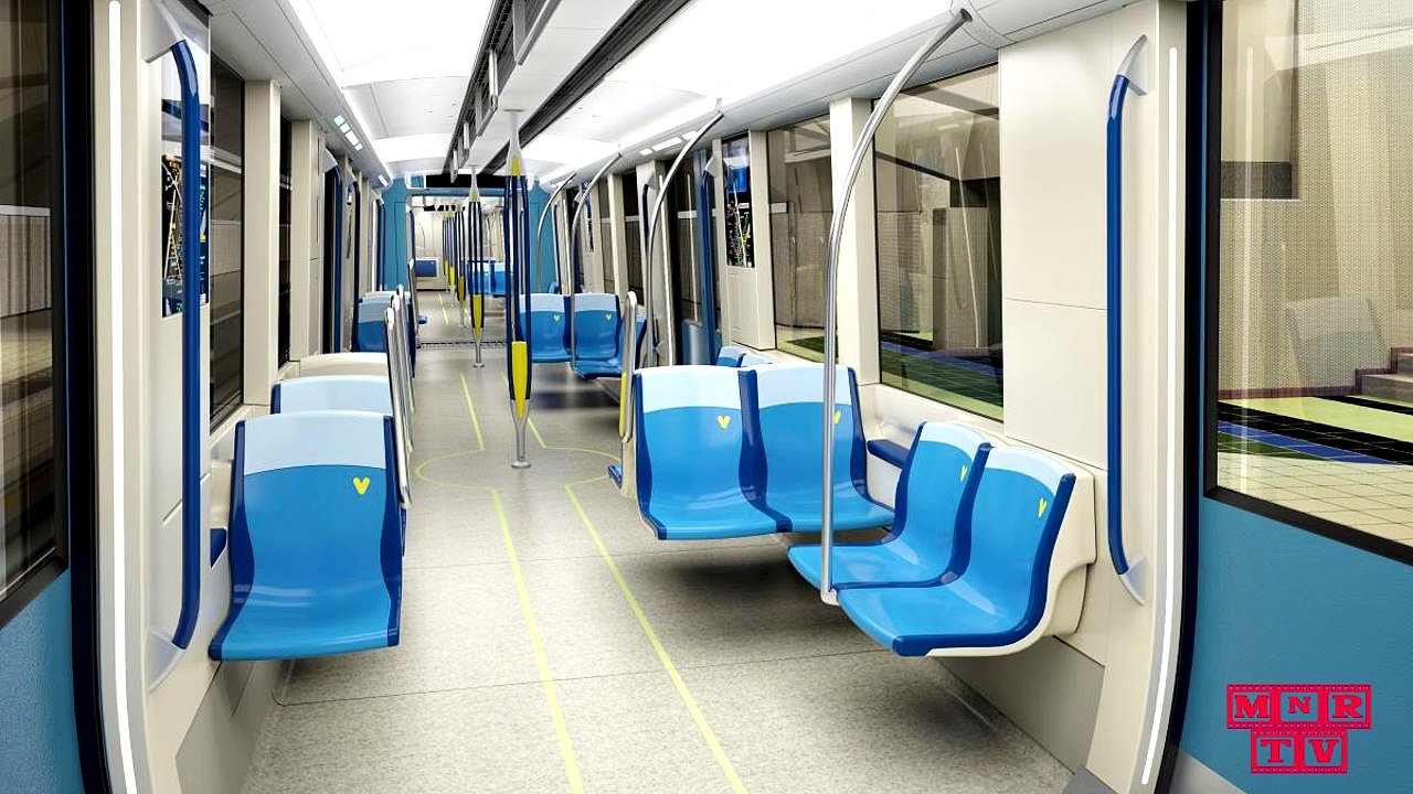 Pissing off people in the STM Azur Metro