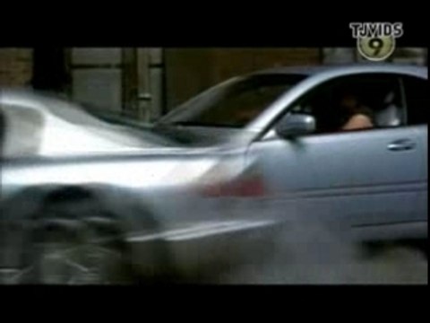 Lil Kim Feat Phil Collins - In The Air Tonight (Uncensored)