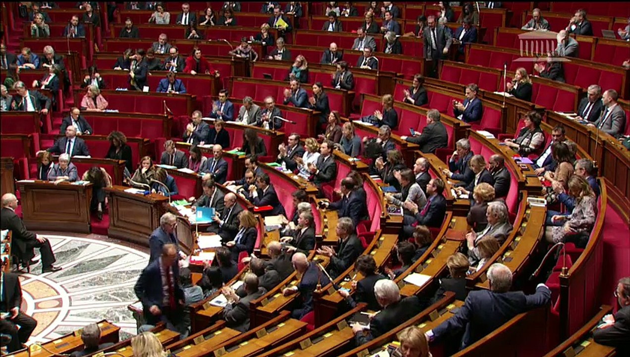 1ère séance : Questions au Gouvernement ; Sûreté et sécurité des installations nucléaires ; Adaptation au droit de l'Union européenne dans le domaine de la sécurité - Mercredi 31 janvier 2018