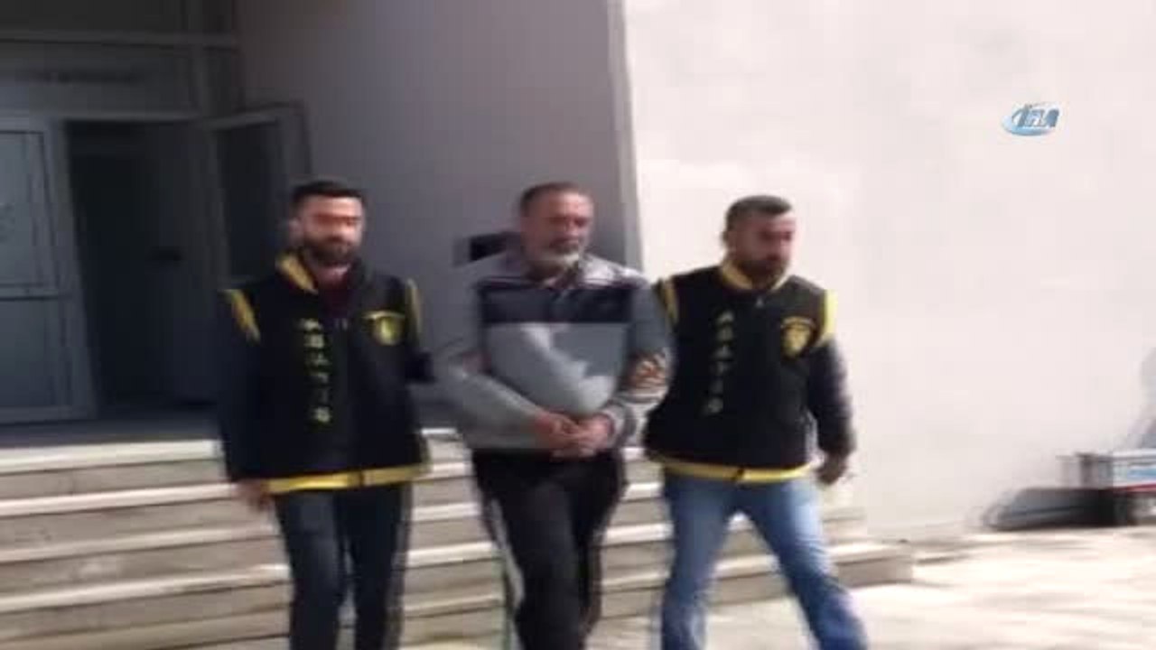 Suç Makinesi Kebap Yerken Yakalandı